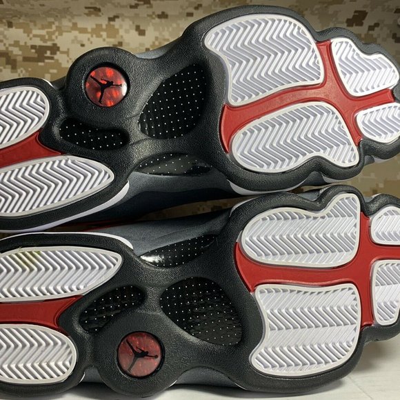 Nike Air Jordan 1 Retro High - Picture 5 of 5